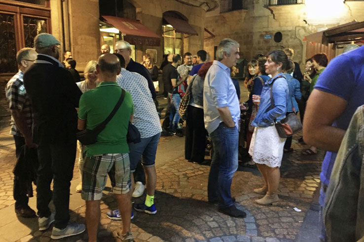 Doing pintxos in the old quarter